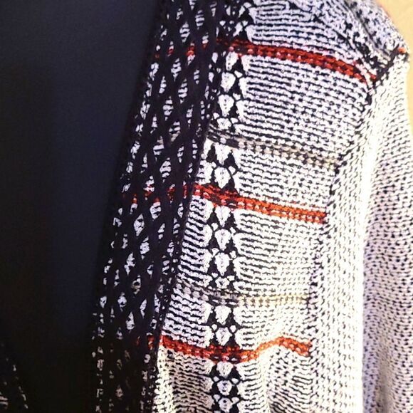 CJ Banks Gray Sweater with Maroon Lines & Black Trim & Fringe at Bottom, Sz 2X - Picture 4 of 6